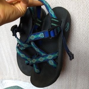 Single Strap Blue Chacos